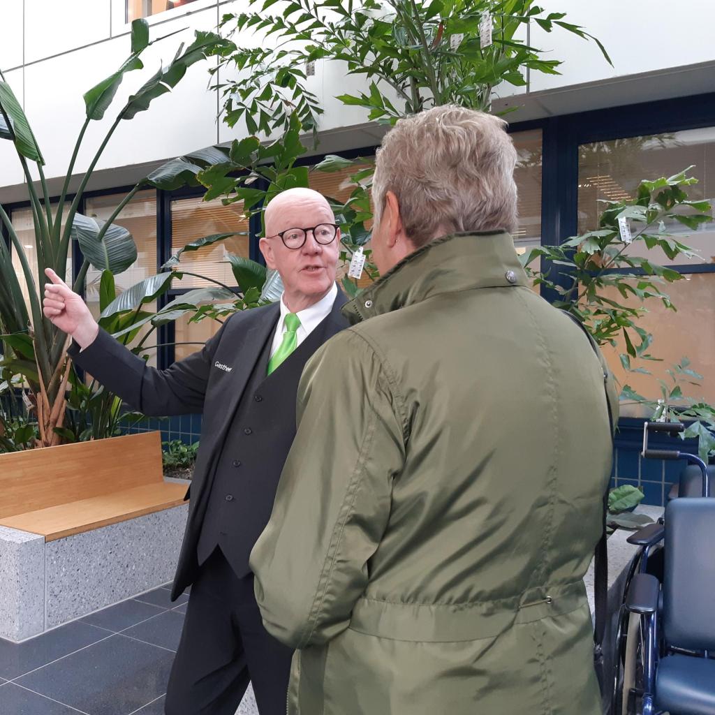 Vrijwilliger aan het werk