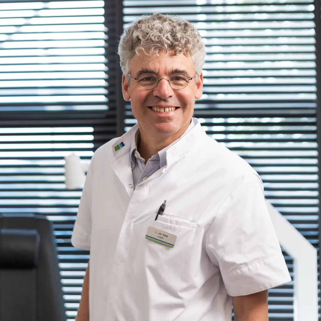 Luc van Beek, oogarts